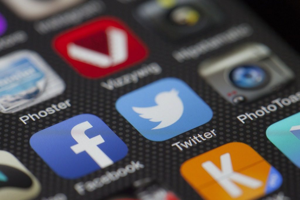 Instagram in cifre: ciò che è indispensabile sapere per affrontare il 2020 1 twitter 292988 1920 1 Instagram in cifre: ciò che è indispensabile sapere per affrontare il 2020